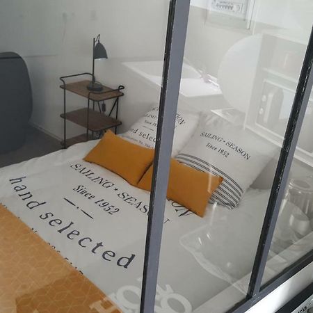 Le Petit Loft Des Thermes Rochefort  Exteriér fotografie