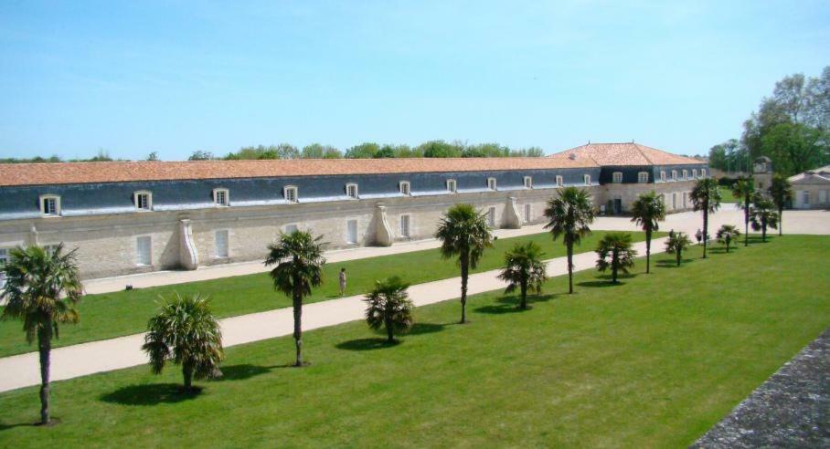 Le Petit Loft Des Thermes Rochefort  Exteriér fotografie